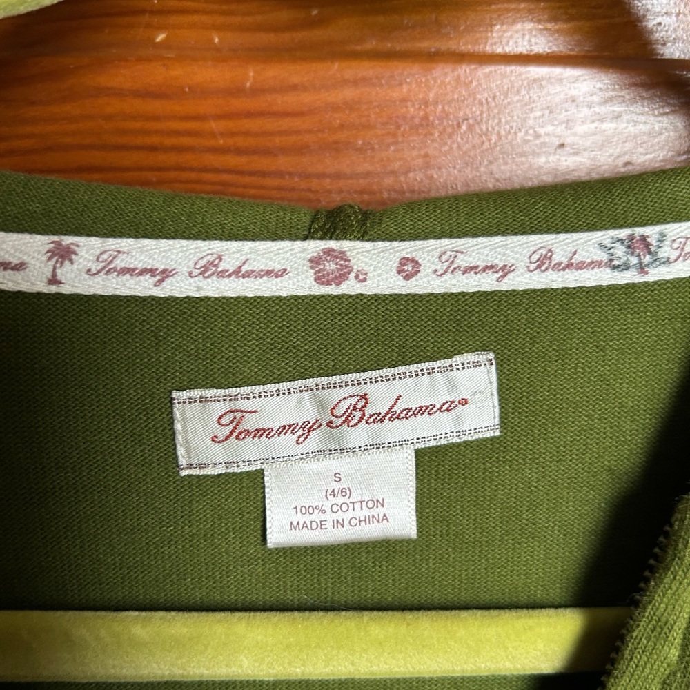 Tommy Bahama full zip front hoodie jacket